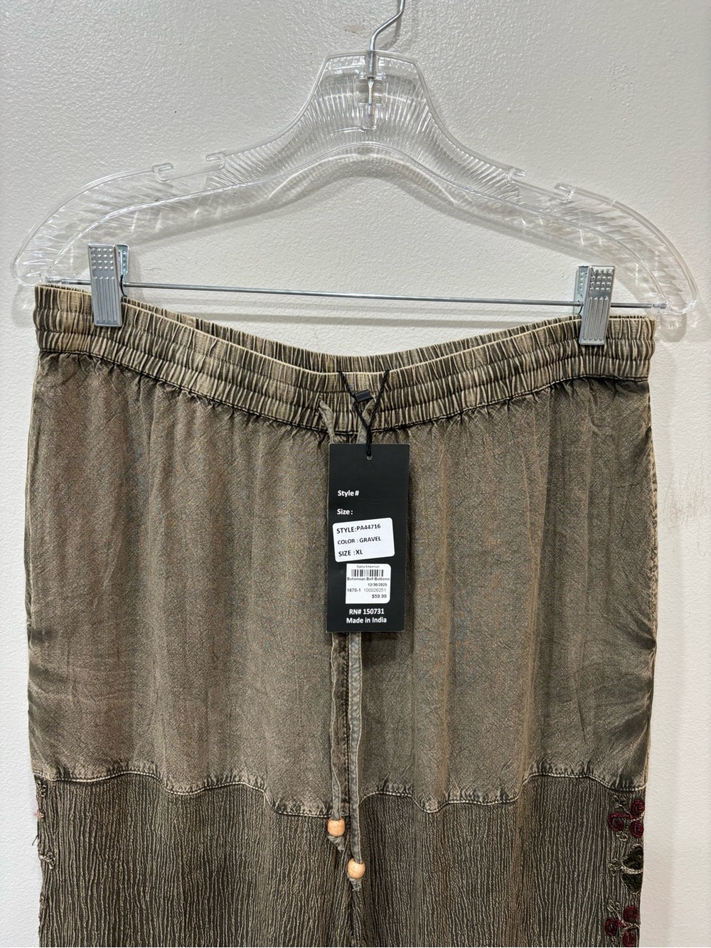 Young Threads Bohemian Bell Bottoms Wide Leg Patchwork Pants Women’s XL NEW - Picture 4 of 16
